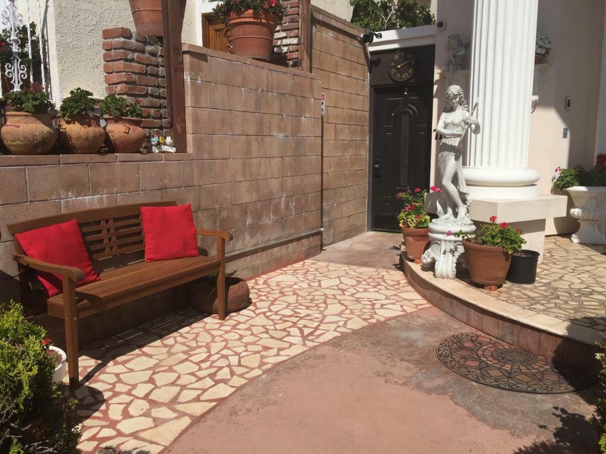 Entire Second Flr - Santa Monica Luxury Ferienhaus *